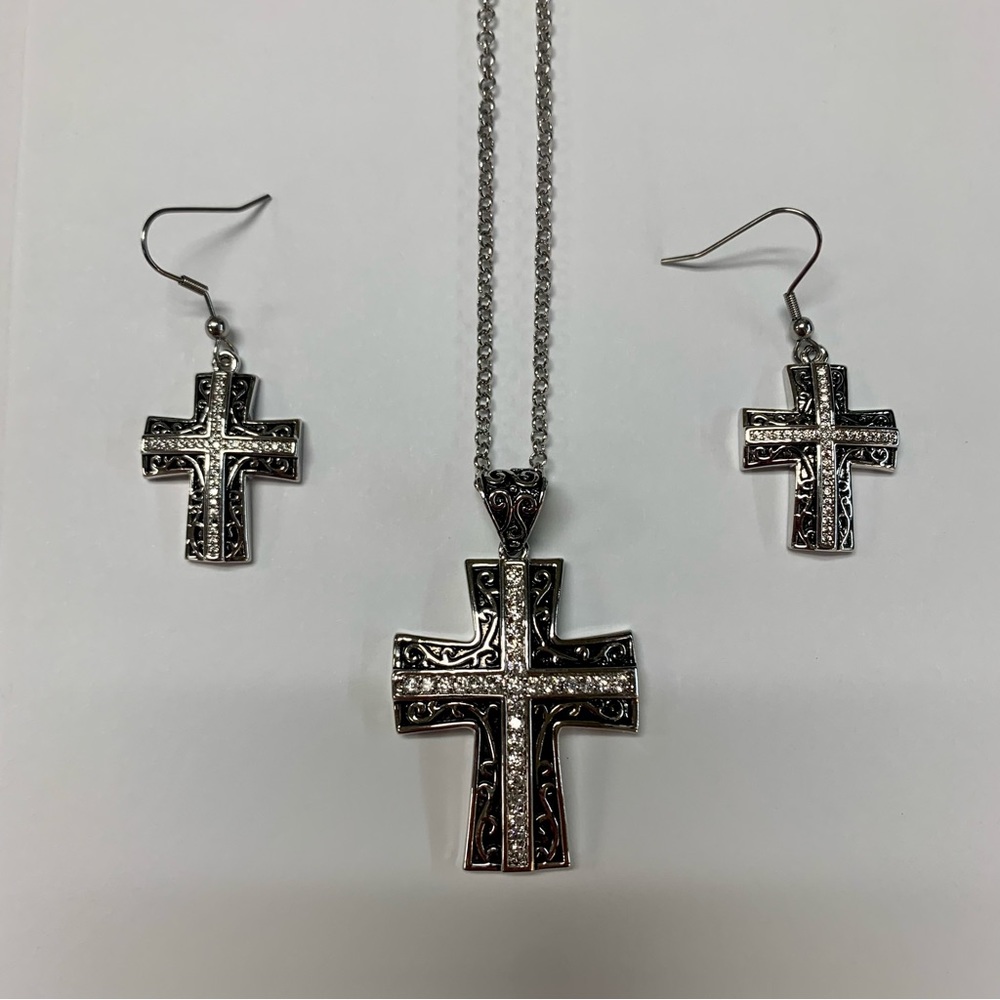 Montana Silveramiths Ladies Antique Rhinestone Cross Jewelry Set